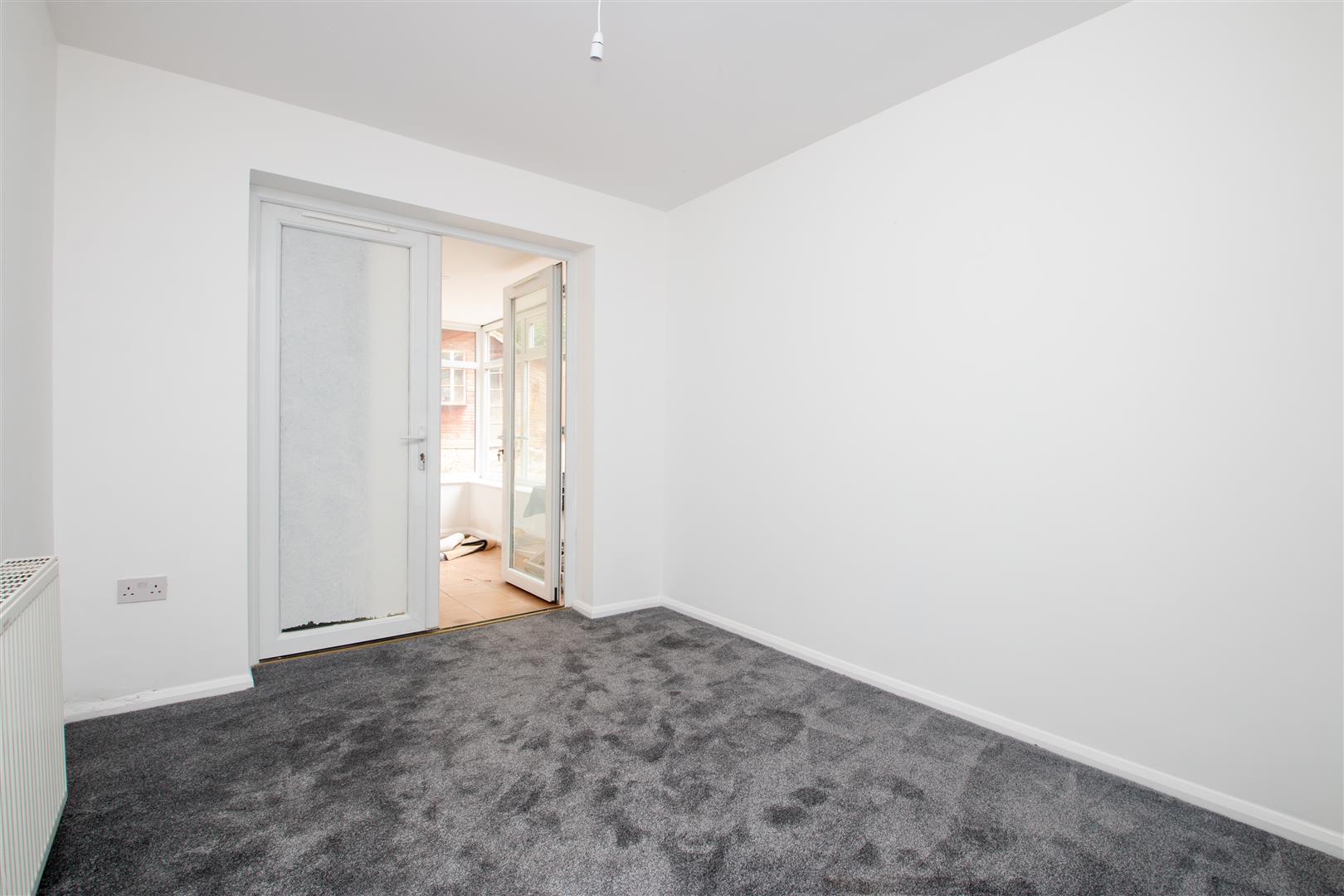 Pomander Crescent, Walnut Tree, Milton Keynes, MK7 - Image 7
