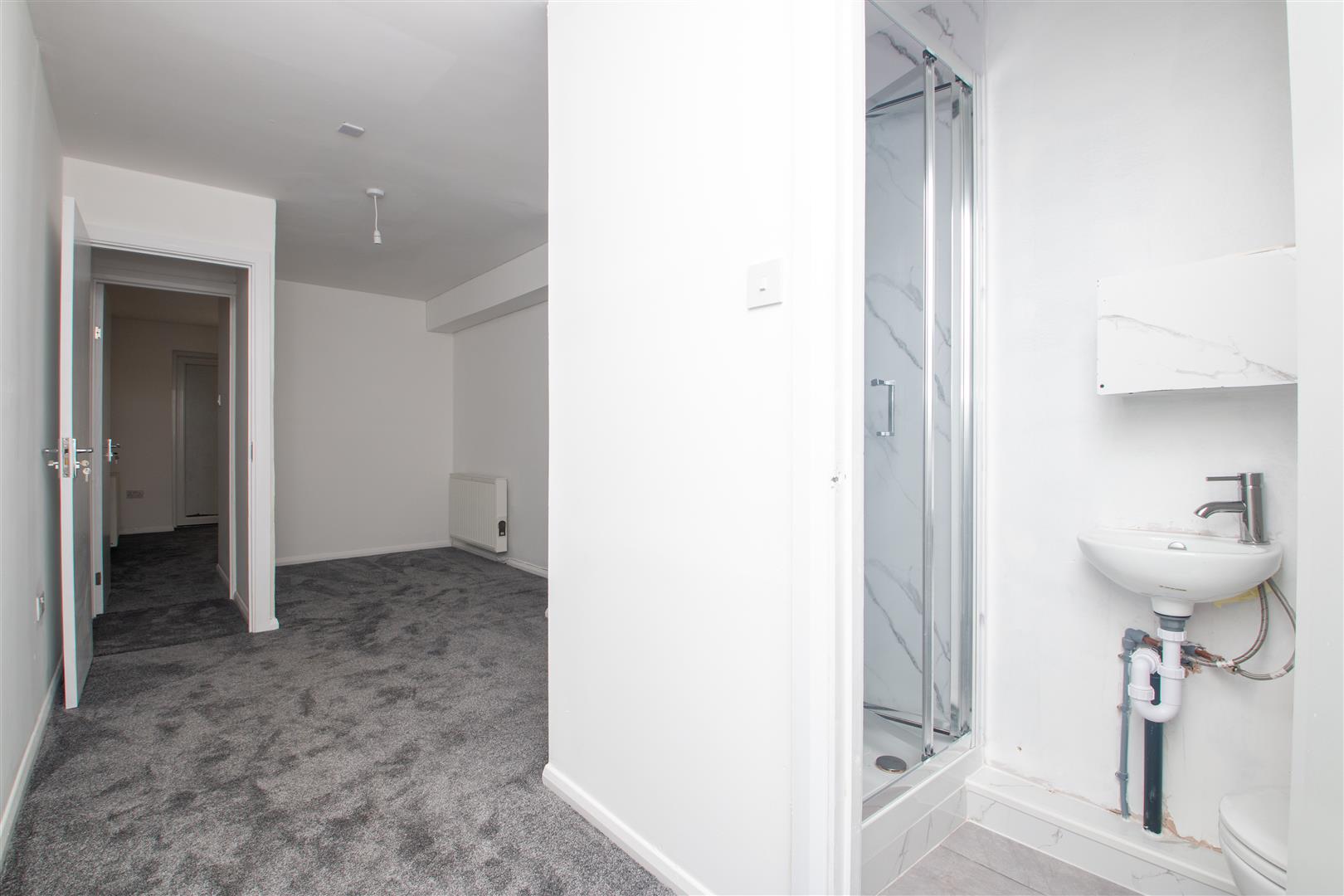 Pomander Crescent, Walnut Tree, Milton Keynes, MK7 - Image 9