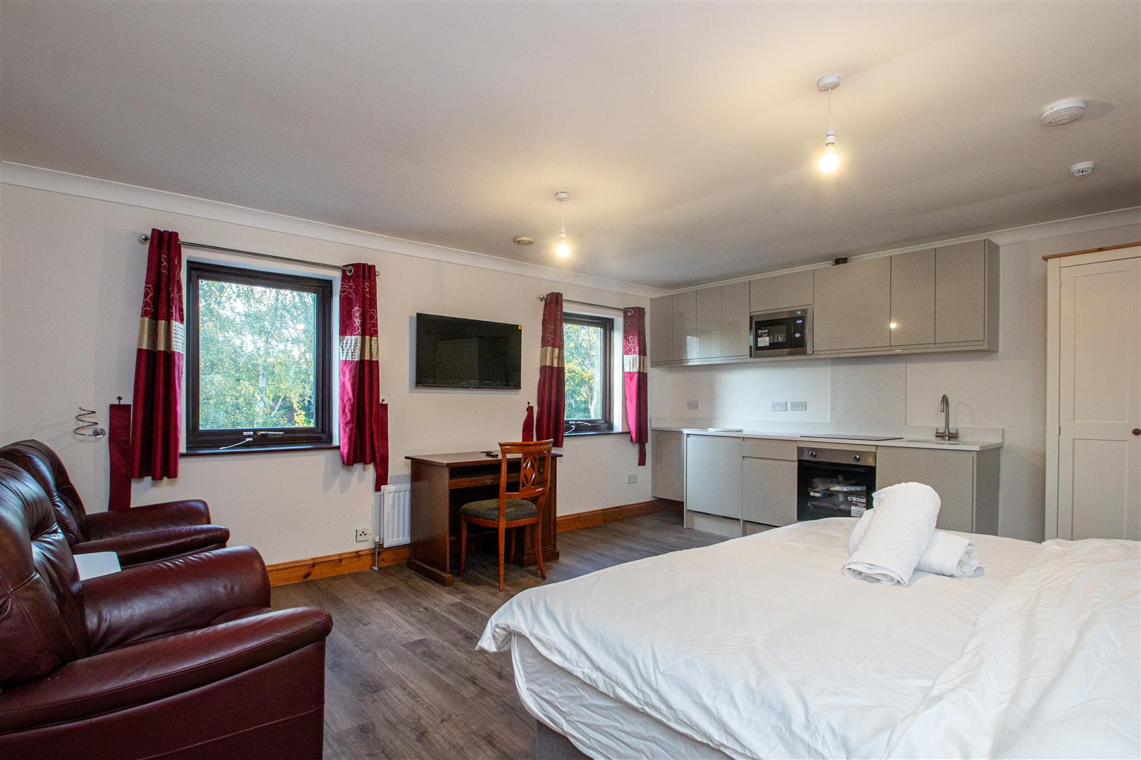 2 Krypton Close, Shenley Lodge, MK5 - Image 6