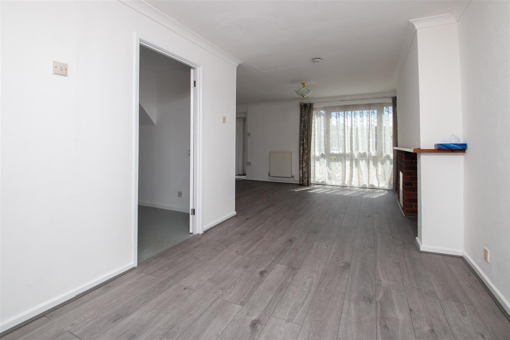 Frensham Drive, Bletchley, Milton keynes, MK2 - Image 4