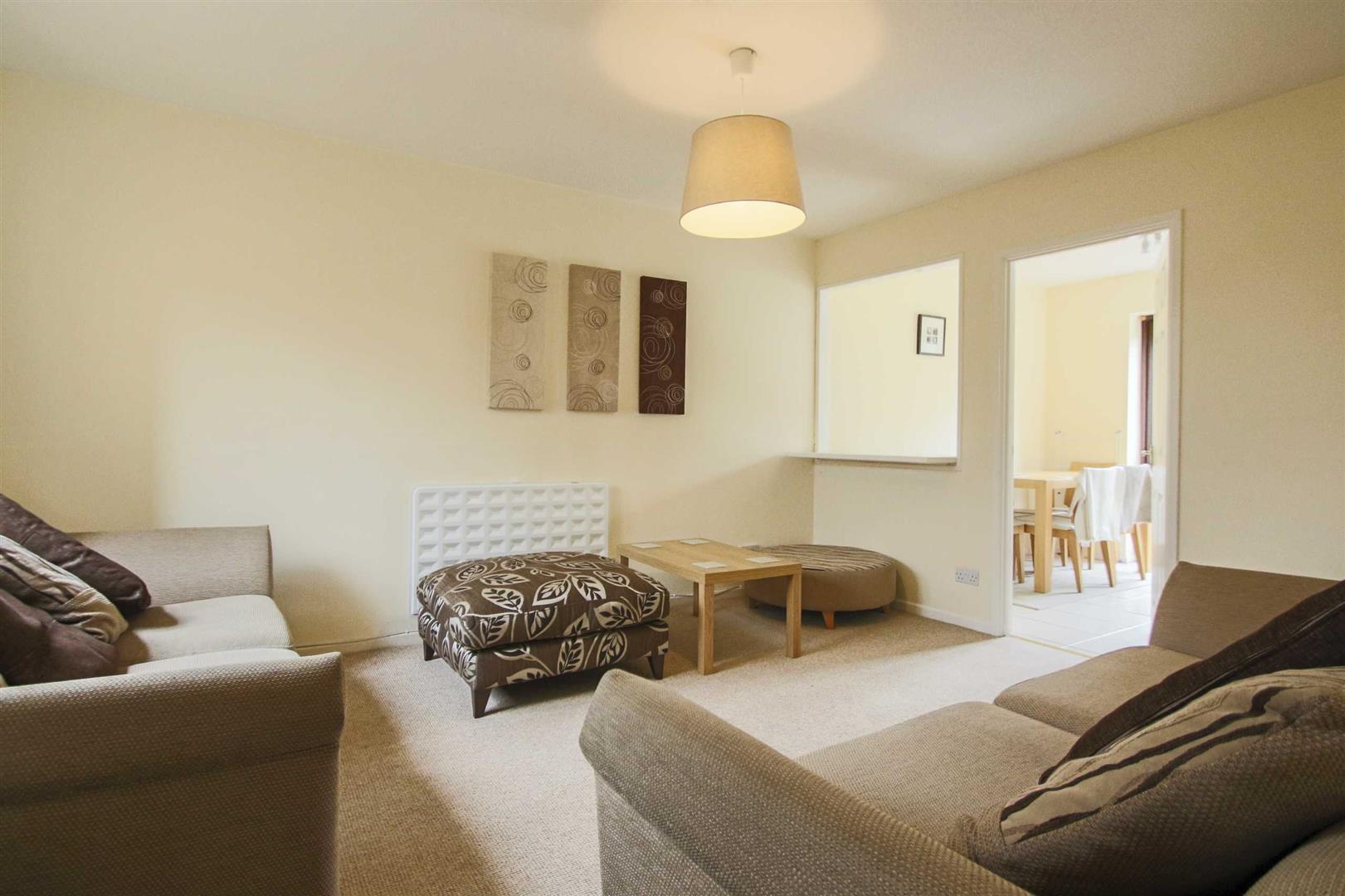 Bergamot Gardens, Walnut Tree, Milton Keynes, MK7 - Image 2