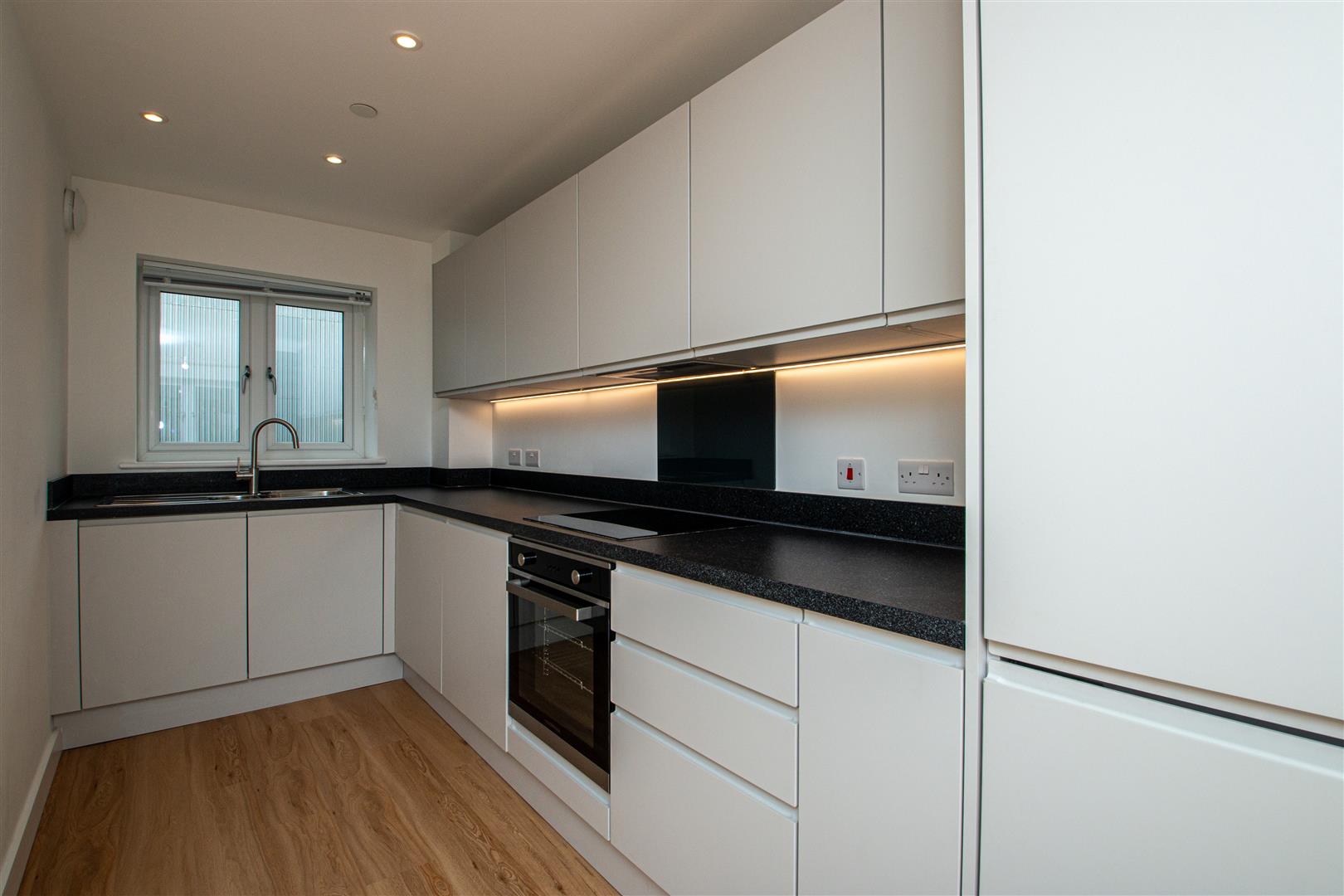 Charles English Close, Ipswich, IP1 - Image 2