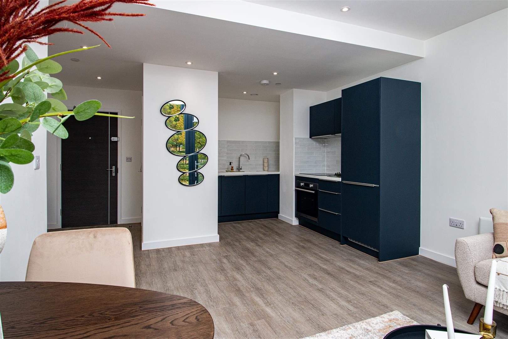 Silbury Boulevard, Milton Keynes, MK9 - Image 6