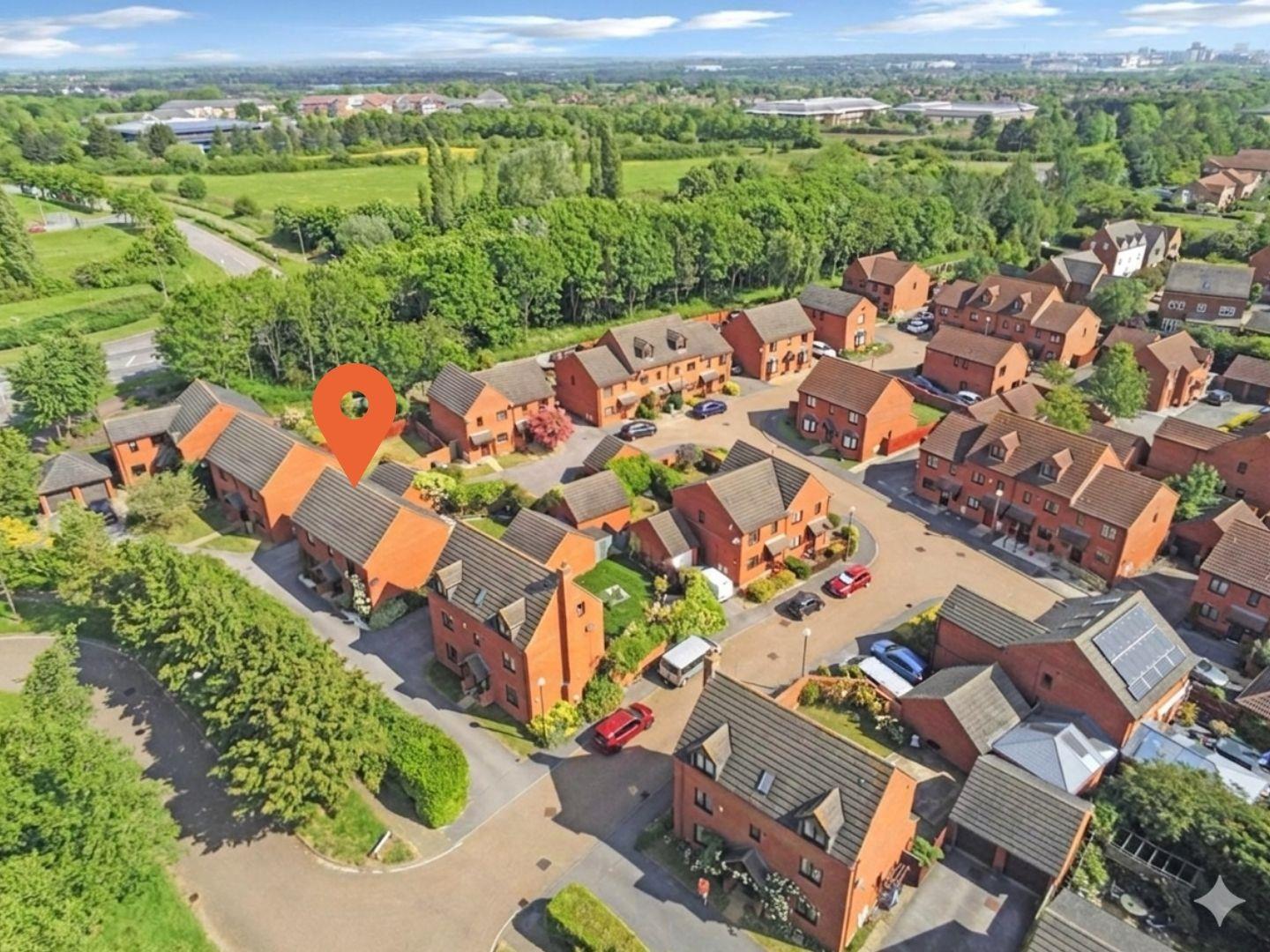 Minorca Grove, Shenley Brook End, Milton Keynes, MK5 - Image 2