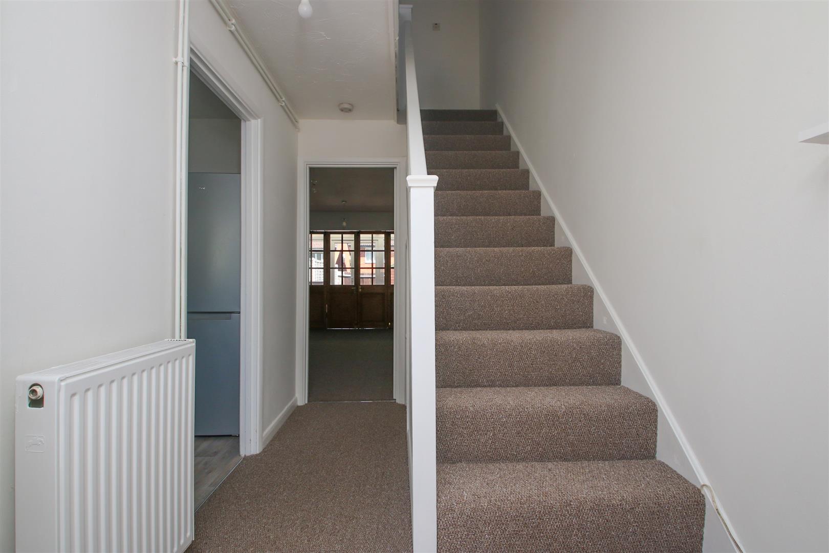 Burgess Gardens, Newport Pagnell, MK16 - Image 5