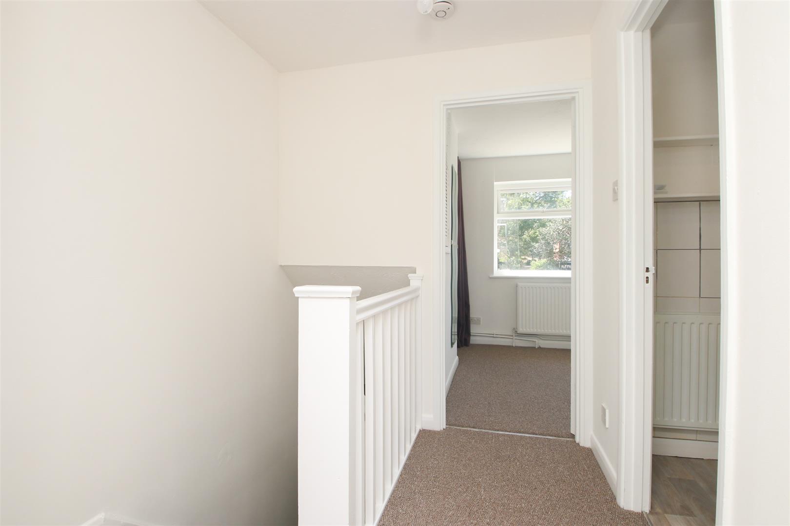 Burgess Gardens, Newport Pagnell, MK16 - Image 8