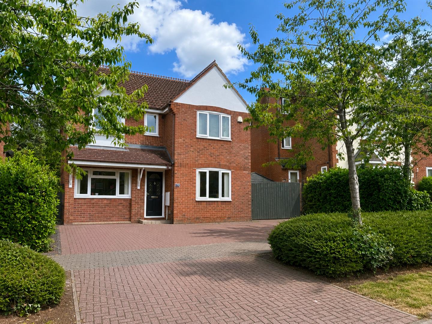 Rosemullion Avenue, Tattenhoe, Milton Keynes, MK4
