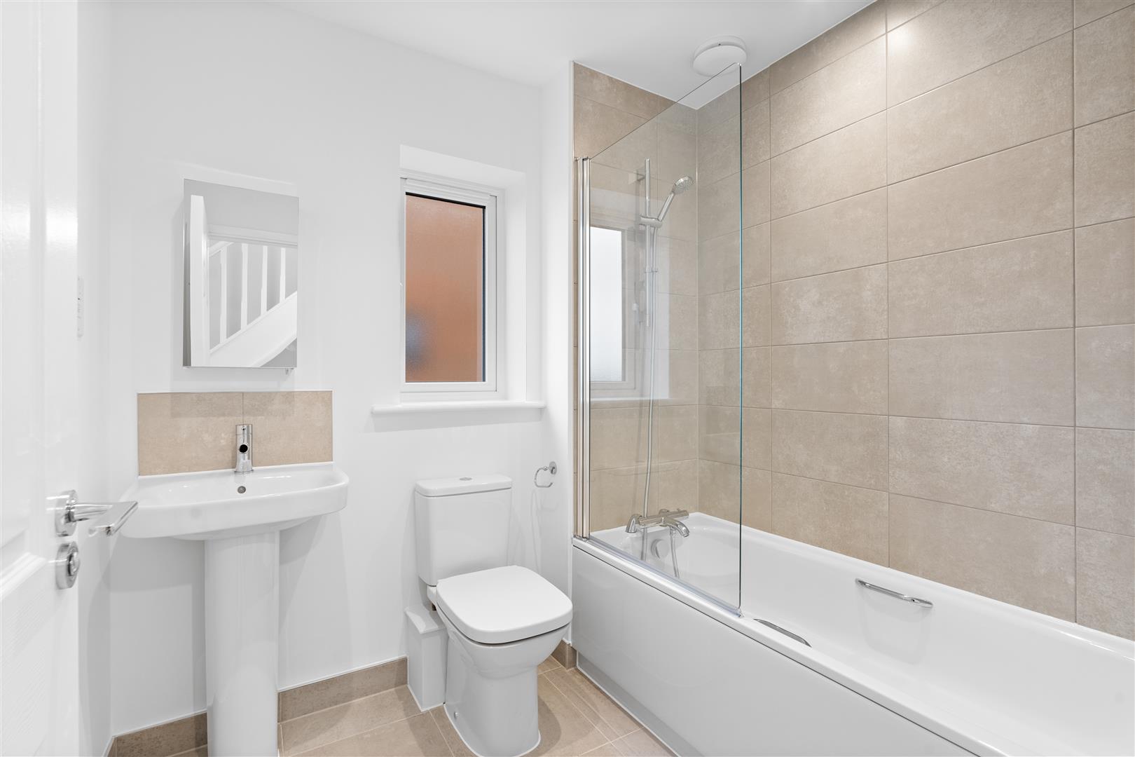 Davidson Road, Dartford, DA2 - Image 3