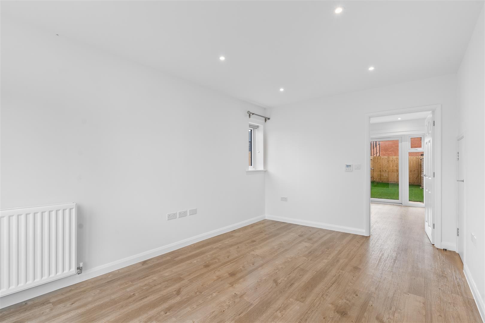 Davidson Road, Dartford, DA2 - Image 8