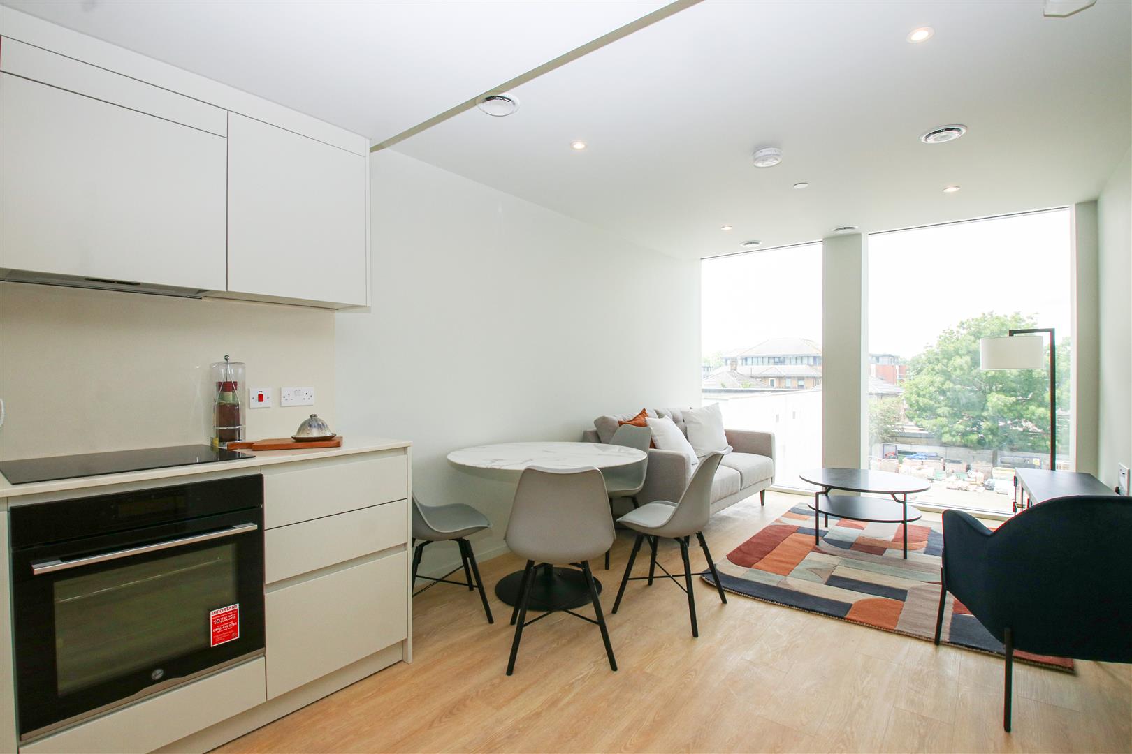 785 Bath Road, Hounslow, TW5 - Image 2