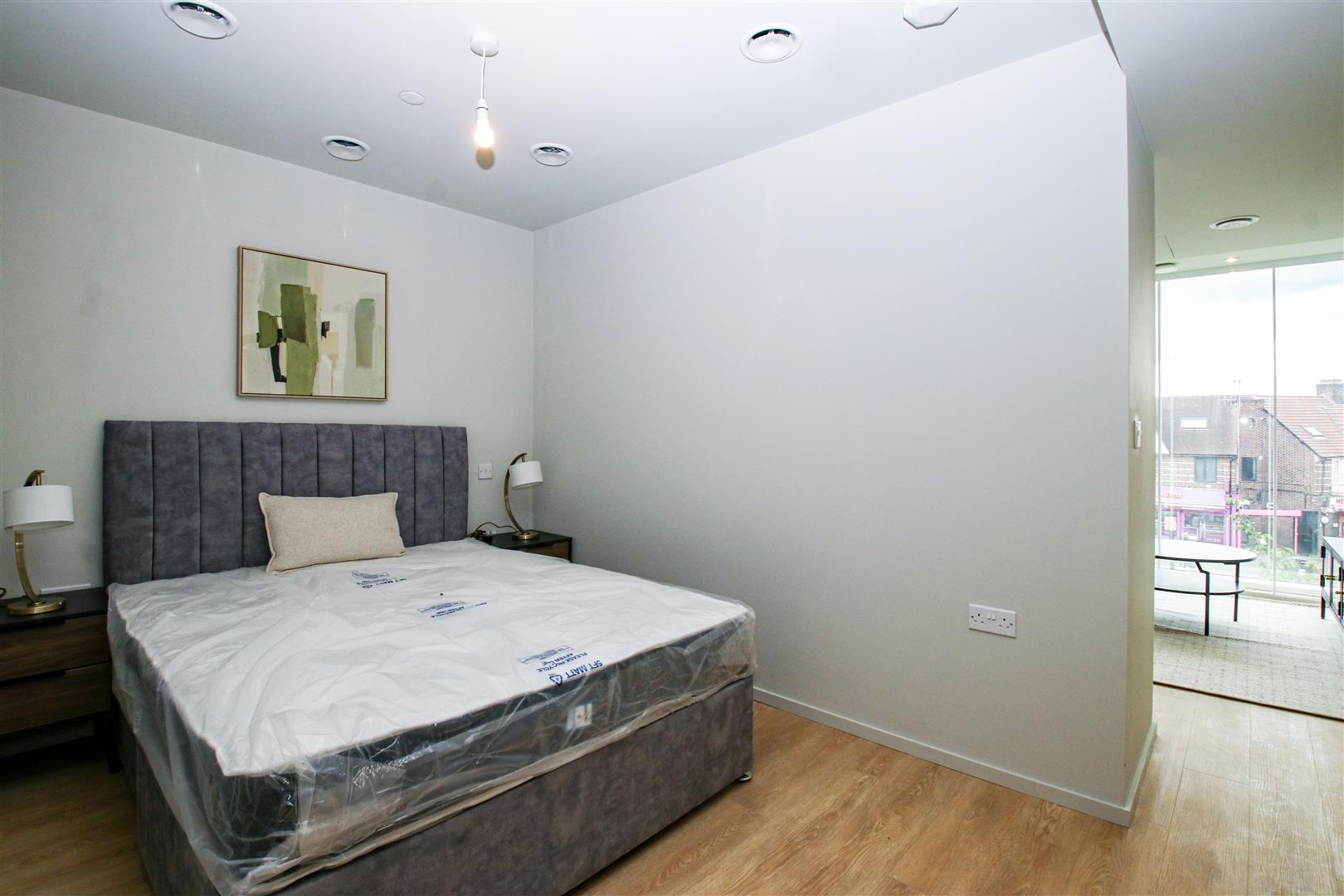785 Bath Road, Hounslow, TW5 - Image 9