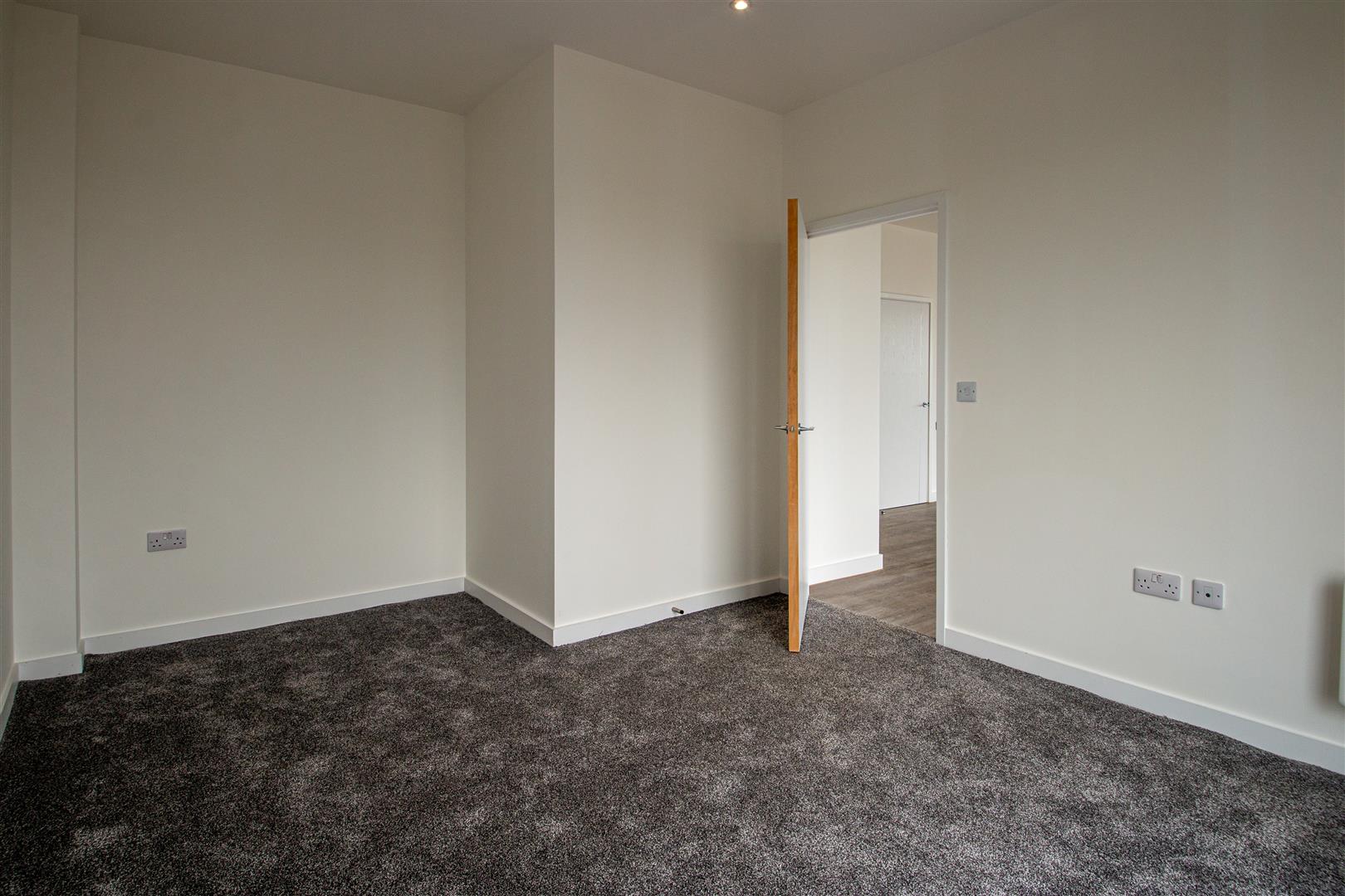 Silbury Boulevard, Milton Keynes, MK9 - Image 8