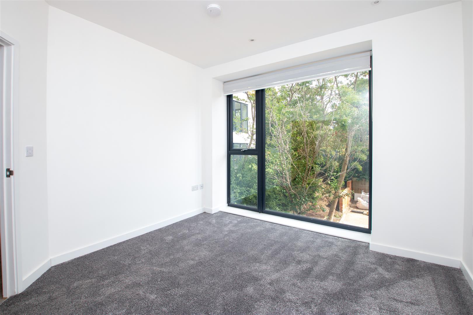 Silbury Boulevard, Milton Keynes, MK9 - Image 8