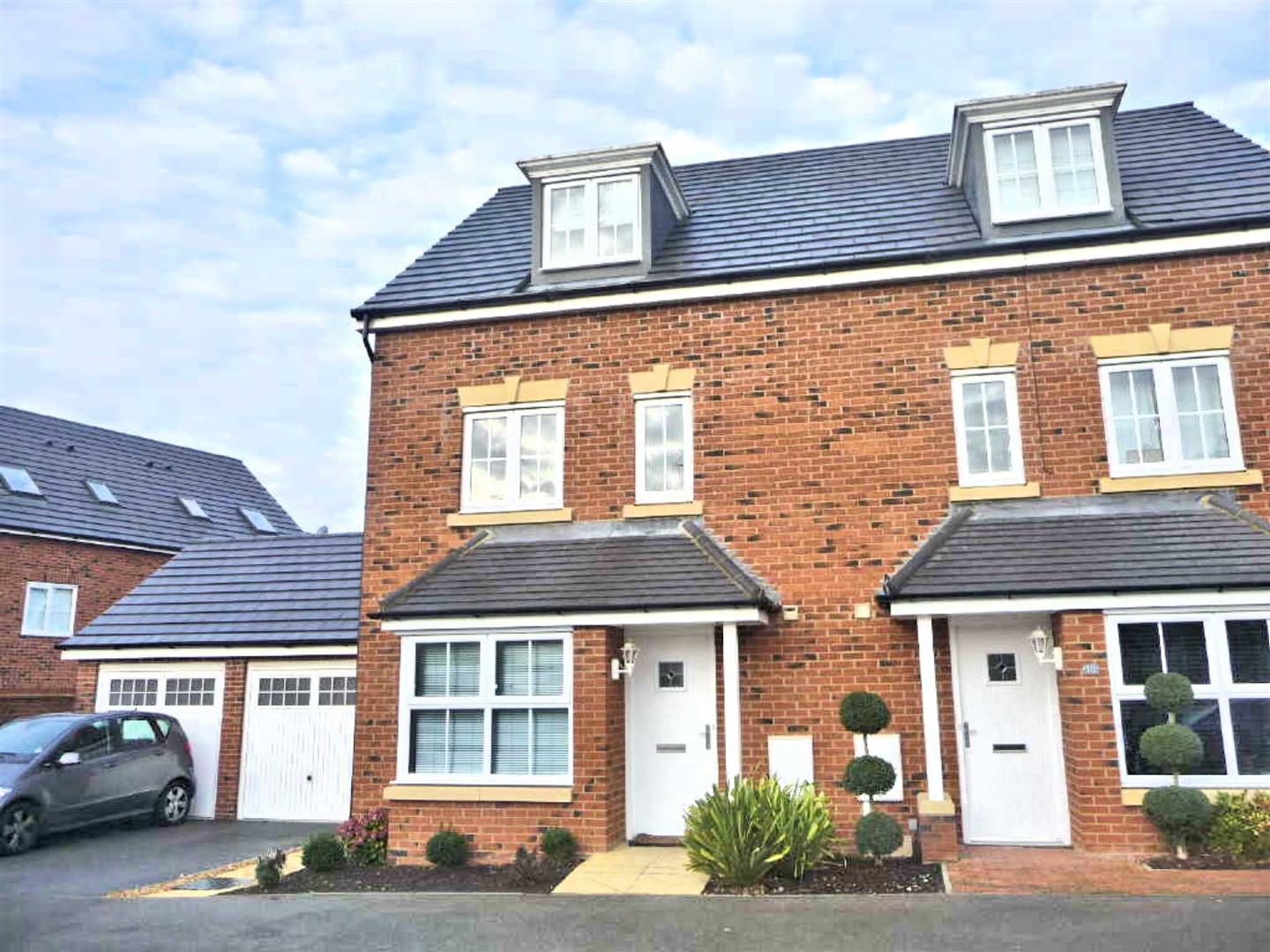 Randall Drive, Oxley Park, Milton Keynes, MK4