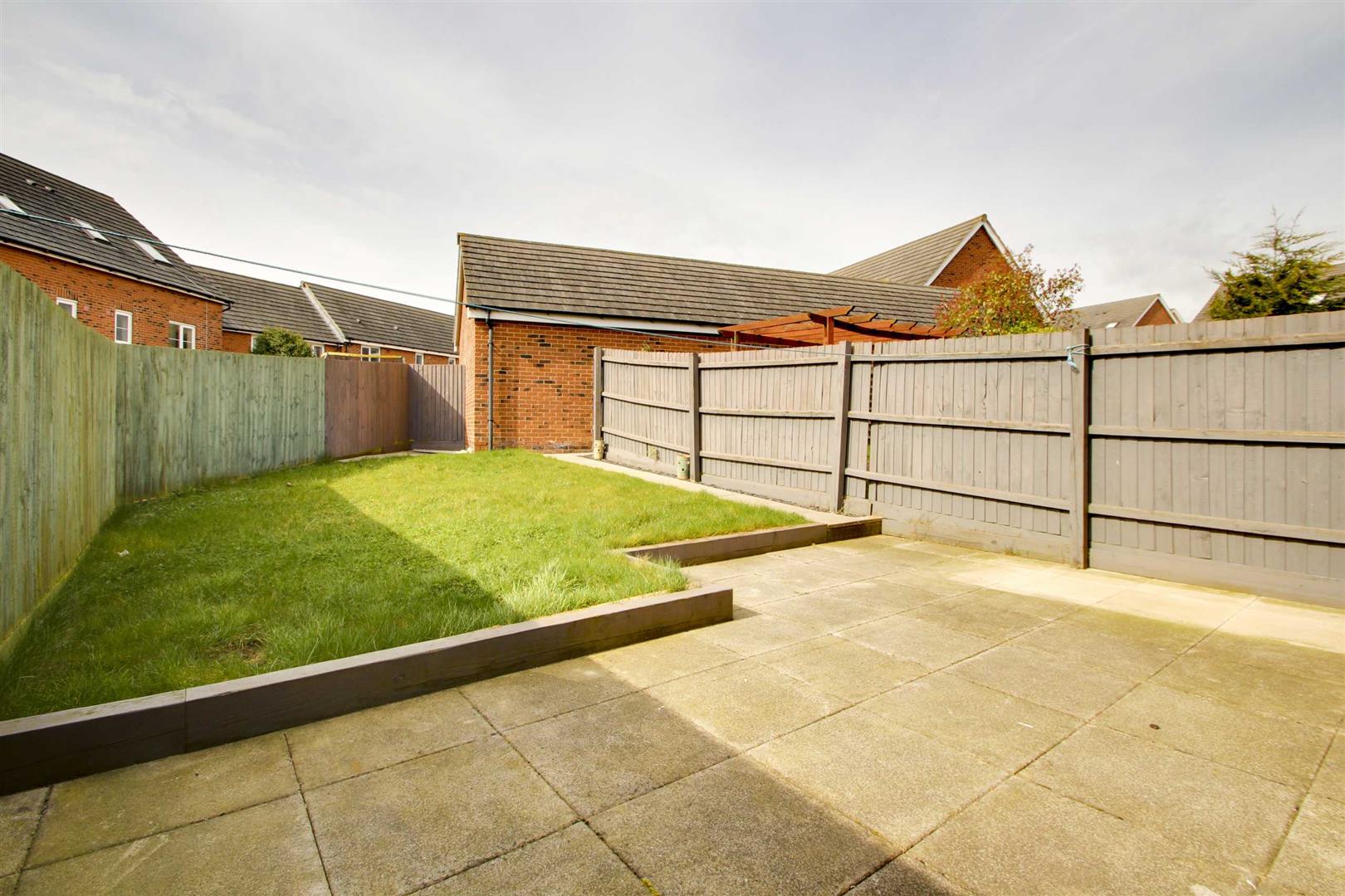 Randall Drive, Oxley Park, Milton Keynes, MK4 - Image 4