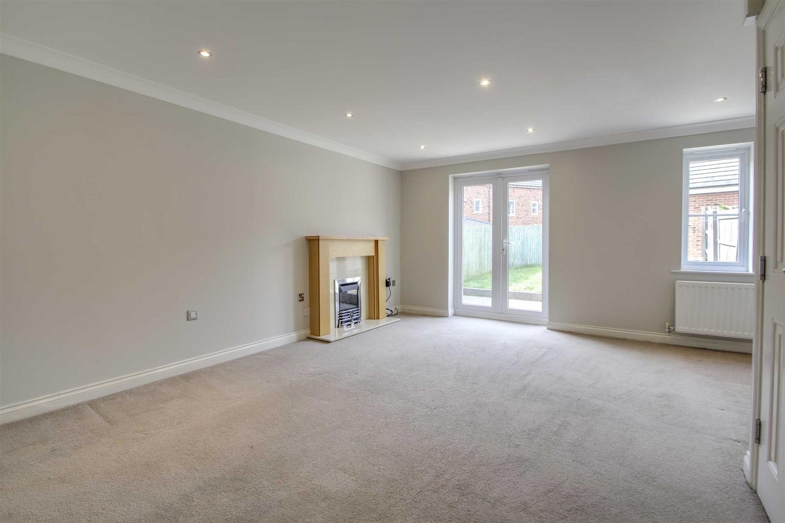 Randall Drive, Oxley Park, Milton Keynes, MK4 - Image 8