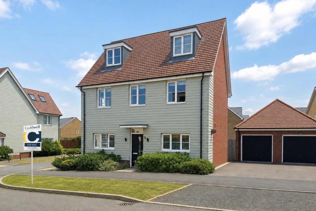Pembroke Lane, Whitehouse, Milton Keynes, MK8