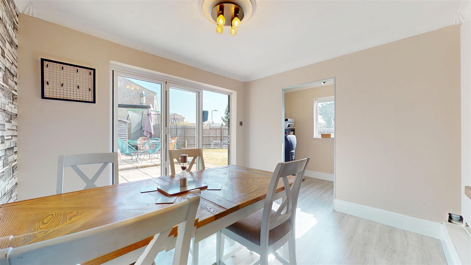 High View, Deanshanger, Milton Keynes, MK19 - Image 5