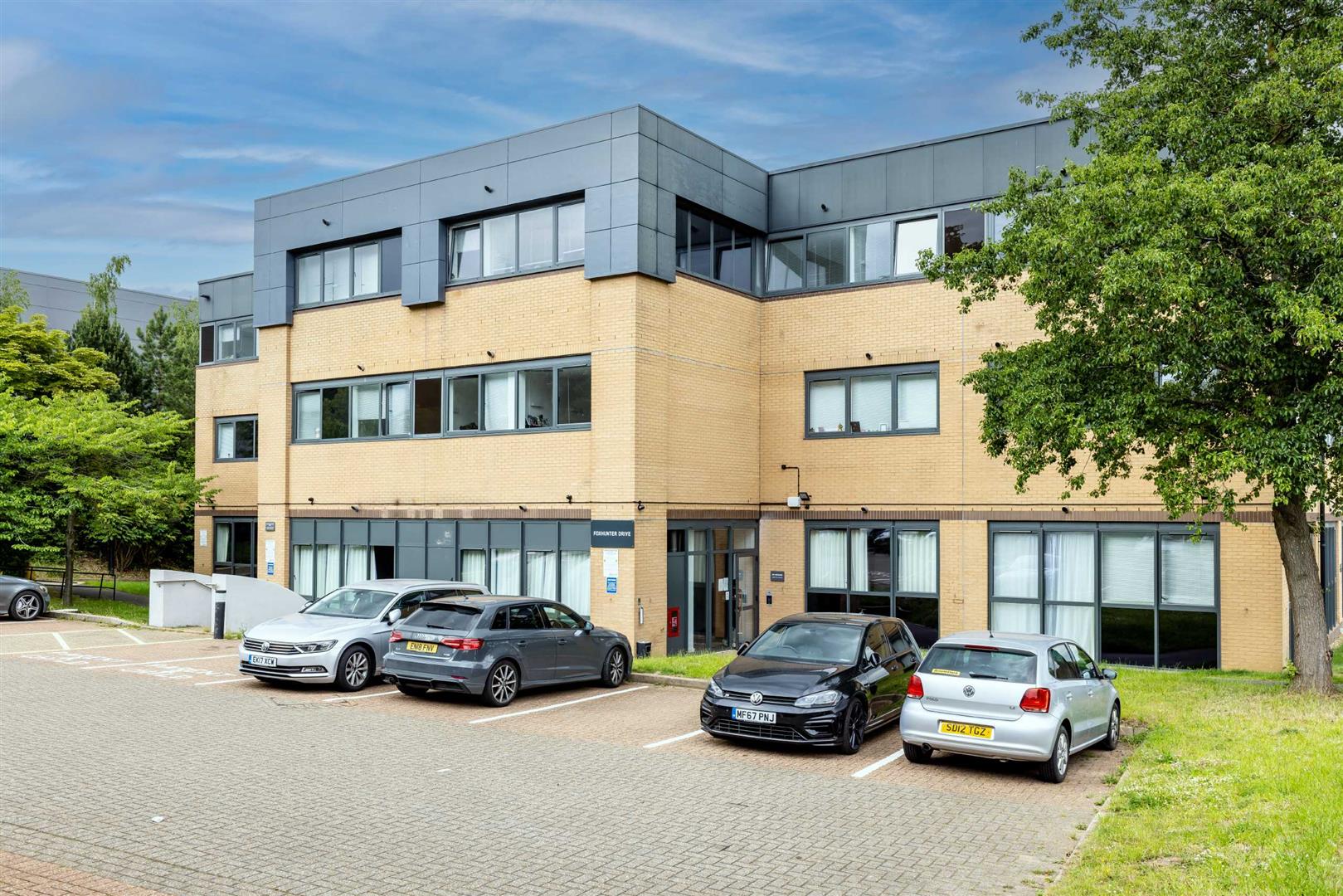 Capital Drive, Linford Wood, Milton Keynes, MK14