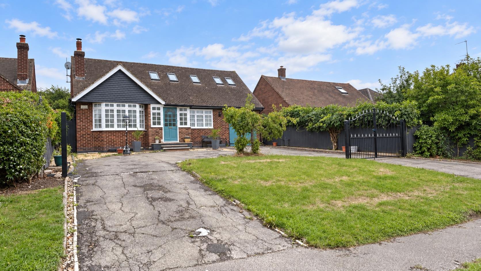 Bradwell Road, Loughton, Milton Keynes, MK5