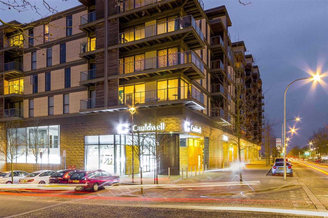 Property in Jade House, Milton Keynes, Bucks, MK9 2FG