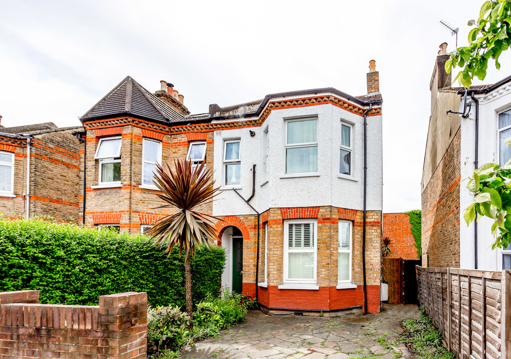 Estate Agents in London Residential Sales and Lettings Agency