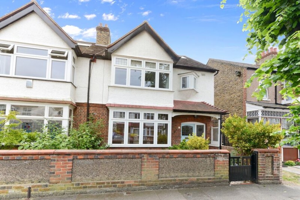 Estate Agents in London Residential Sales and Lettings Agency