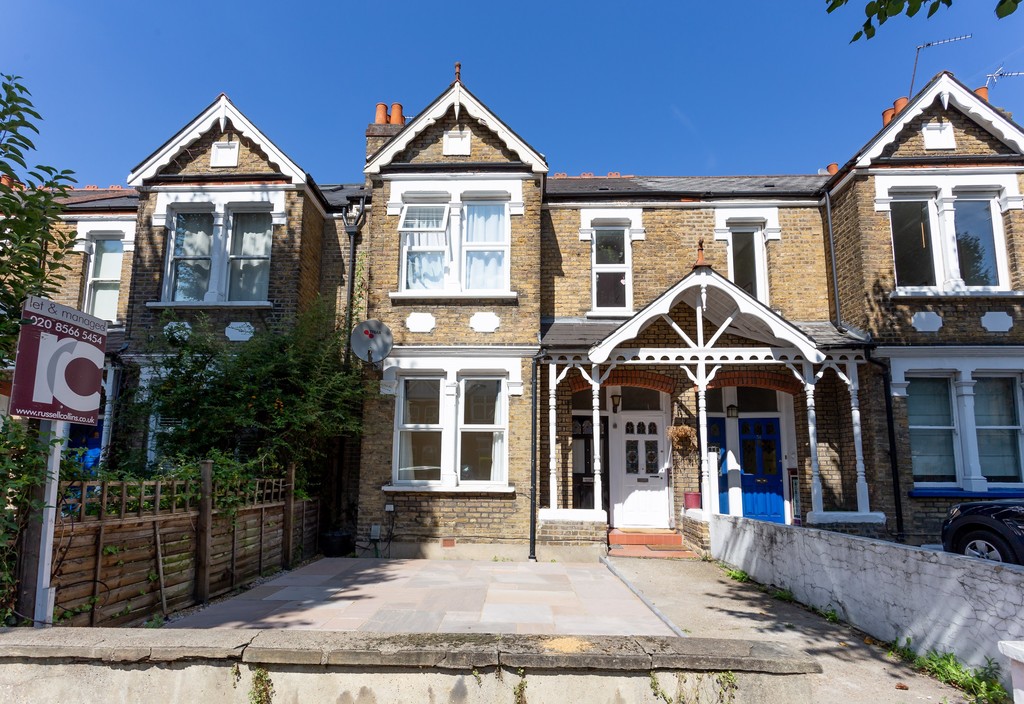 Property in Little Ealing Lane, London, W5 4EA