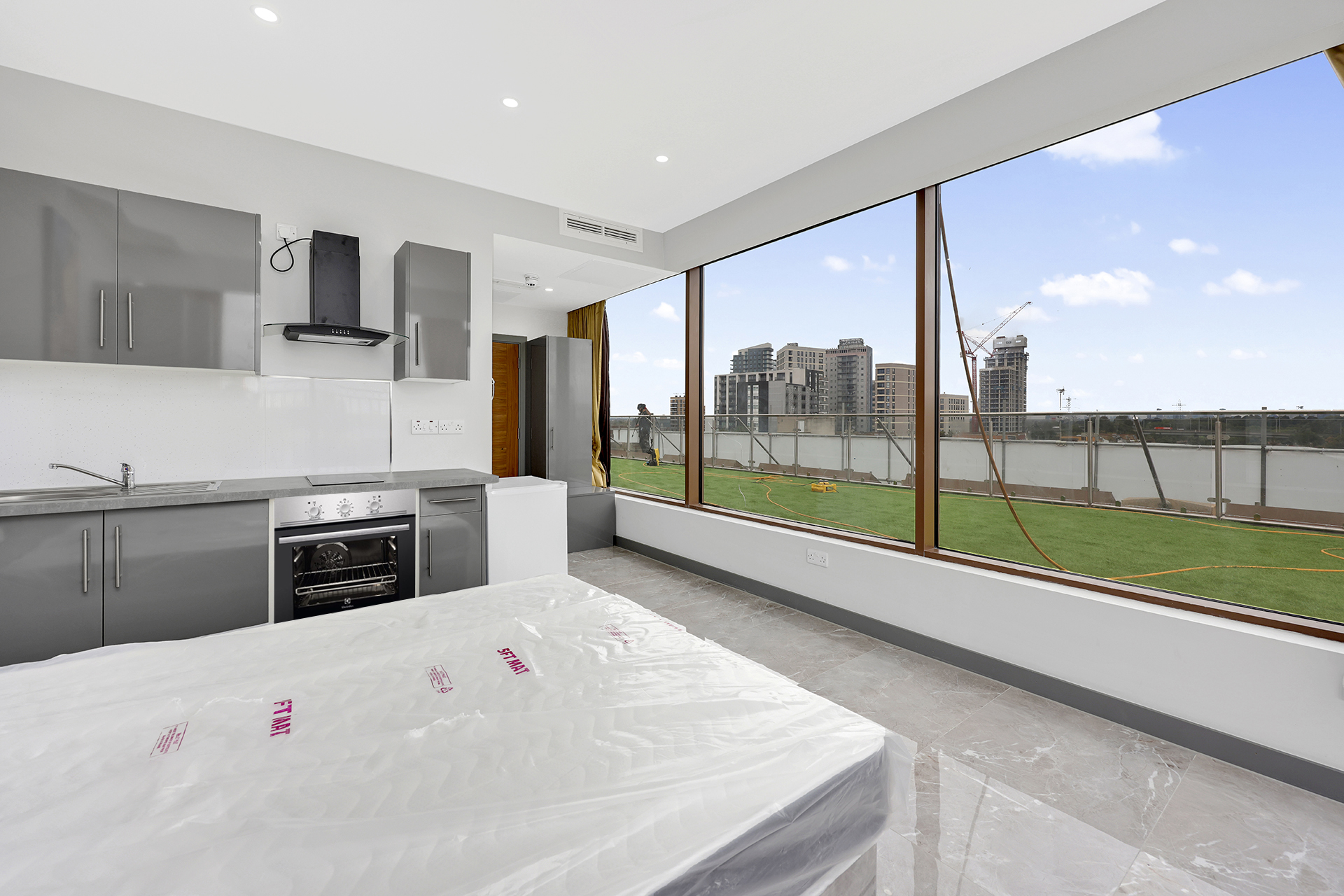 flat 5 48, Cranbrook Road, Ilford, IG1 4NF