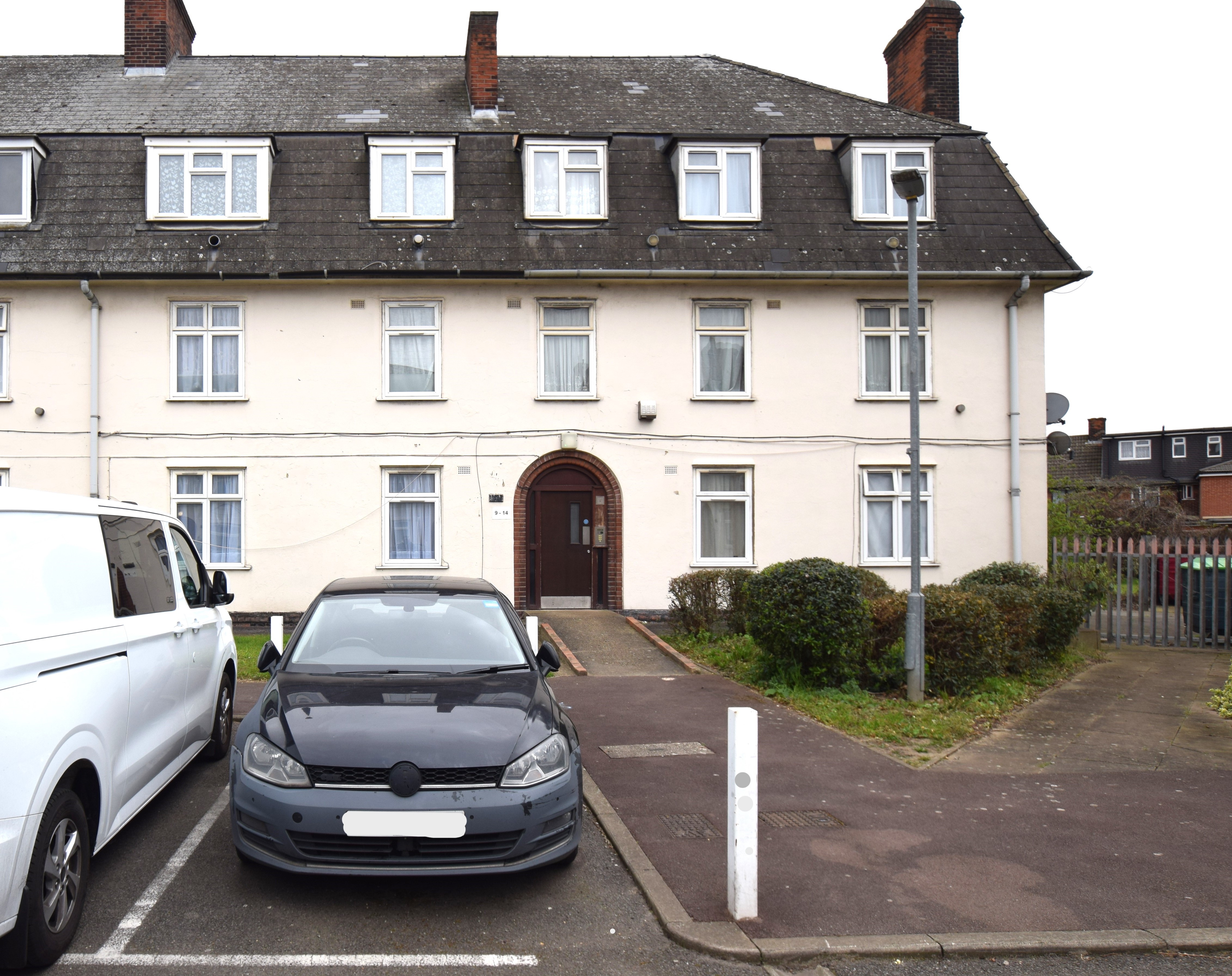 9, Moore Crescent, Dagenham, RM9 4XP