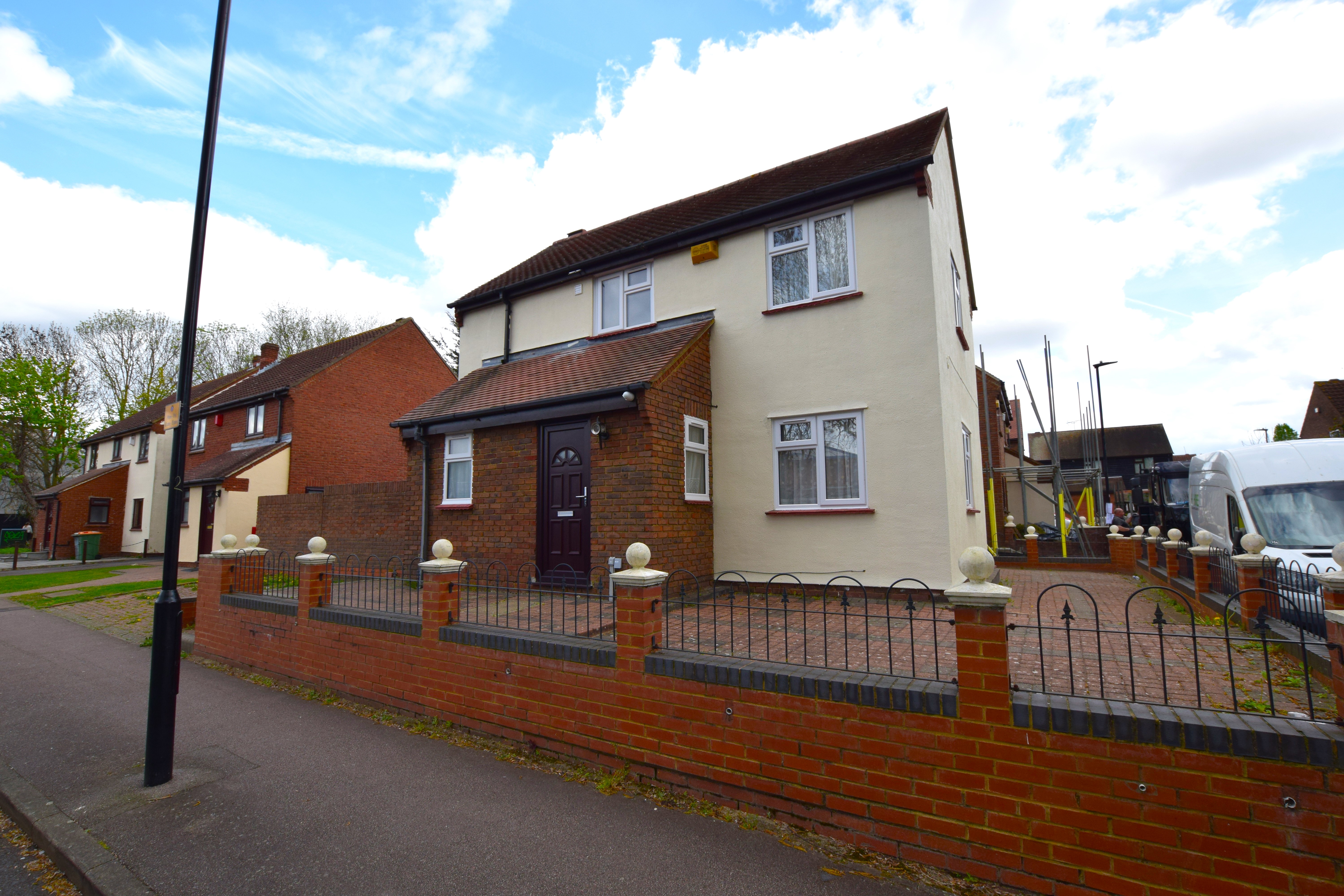 5, Dove Approach, London, E6 5TJ