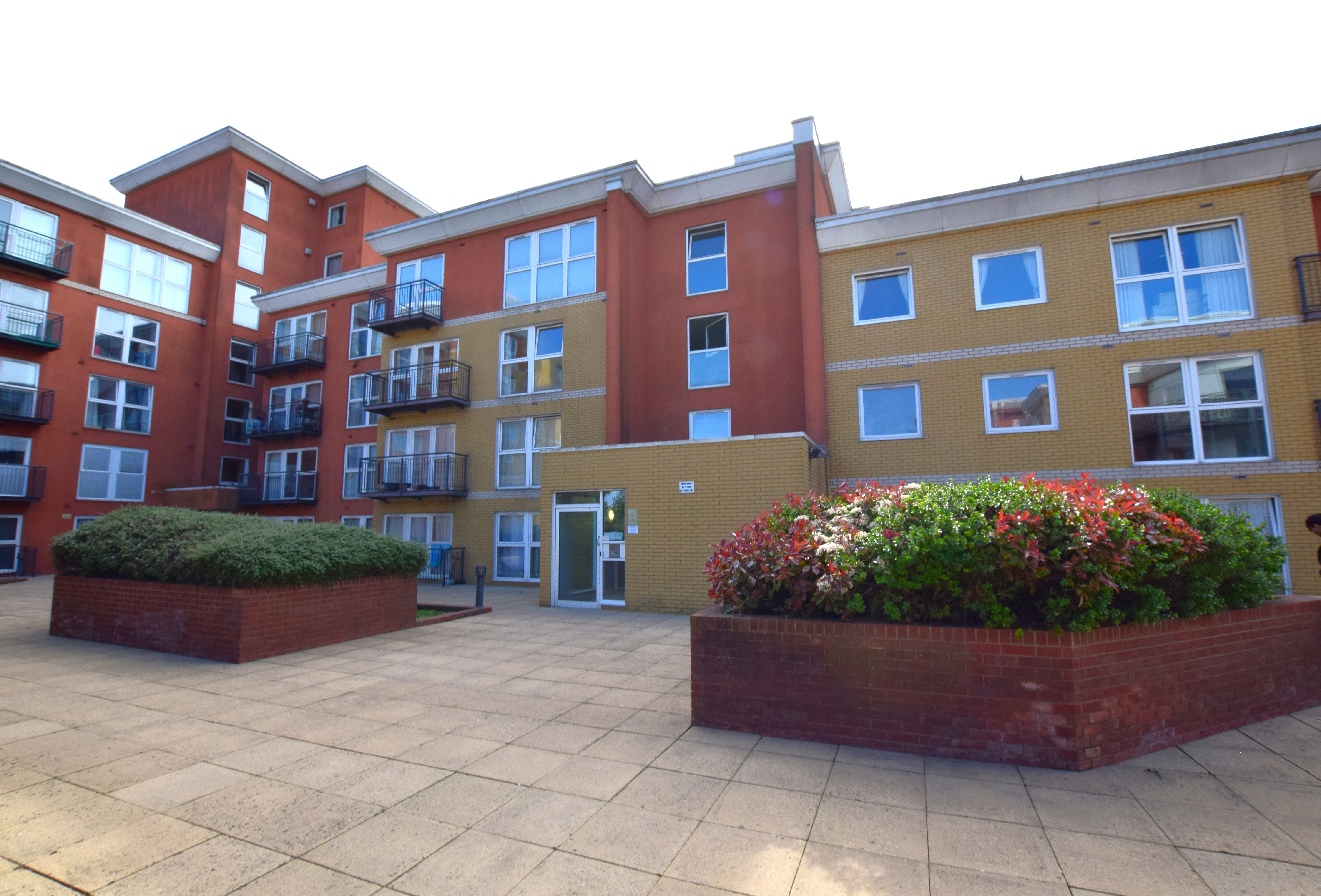 85, Monarch Way, Ilford, IG2 7HS