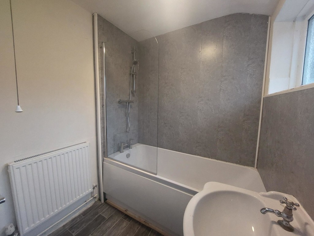 Lawn Road, DONCASTER, DN1