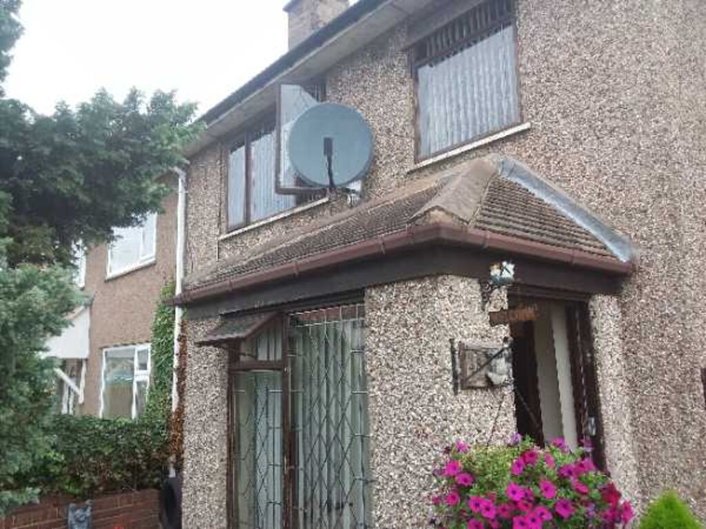 Chalmers Drive, CLAY LANE, DN2