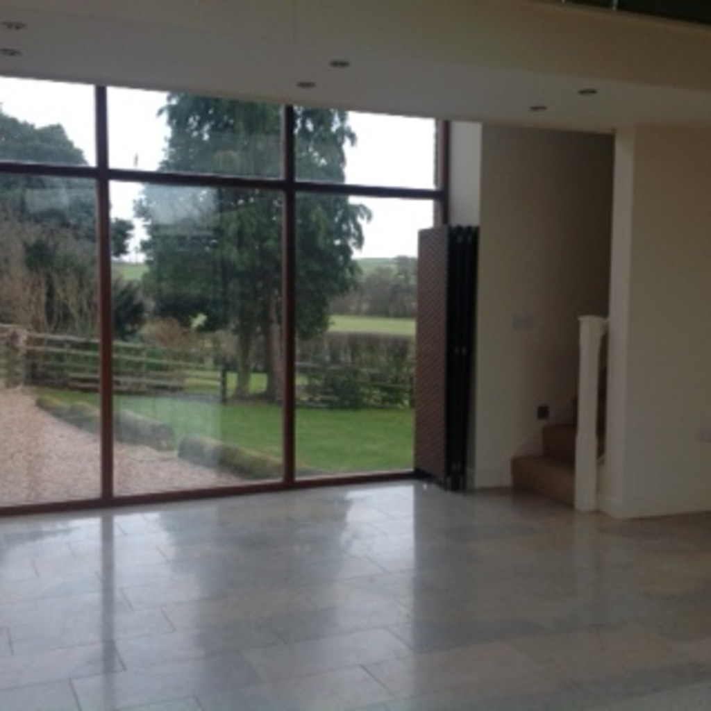 Kilnhurst Road, HOOTON ROBERTS, S65