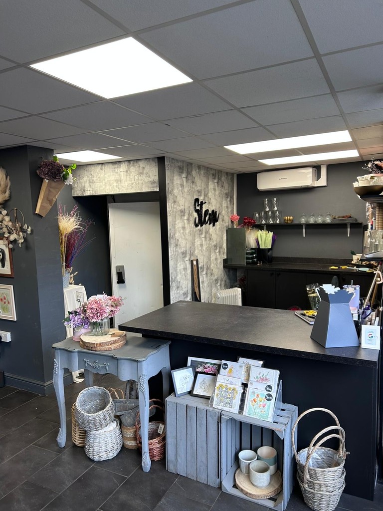 Queen Marys Road, NEW ROSSINGTON, DN11