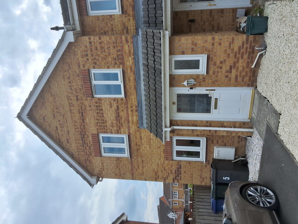 Haller Close, Doncaster, DN3