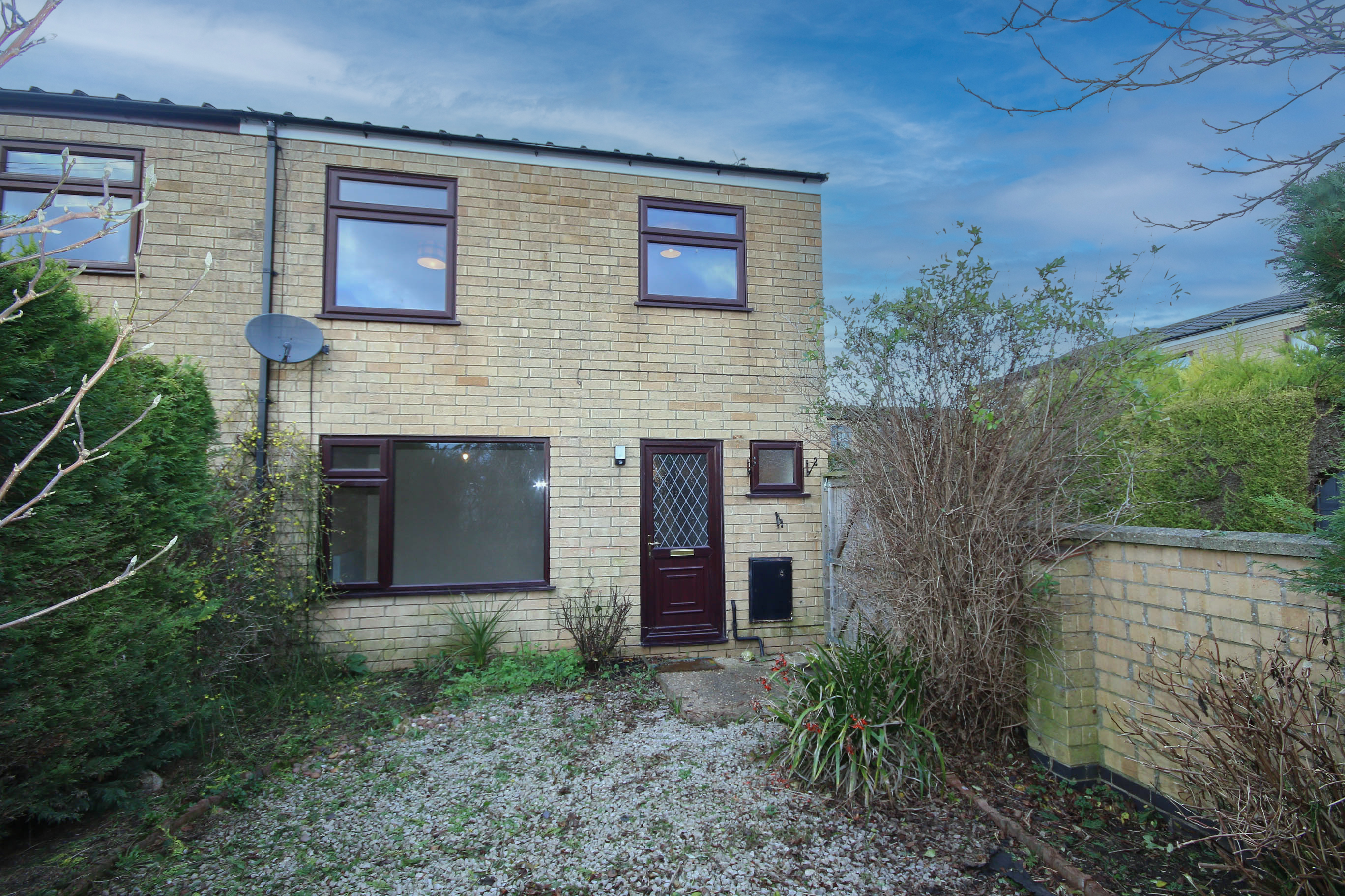 27, Springvale, Gayton