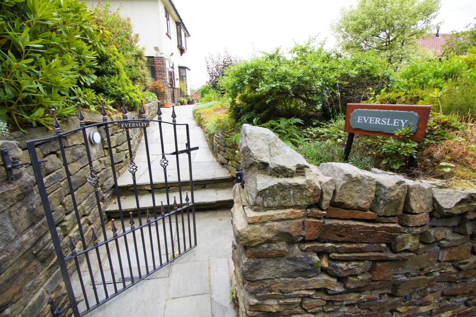 Property in Fleet Street, Horwich, Bolton, Greater Manchester, BL6 6BD