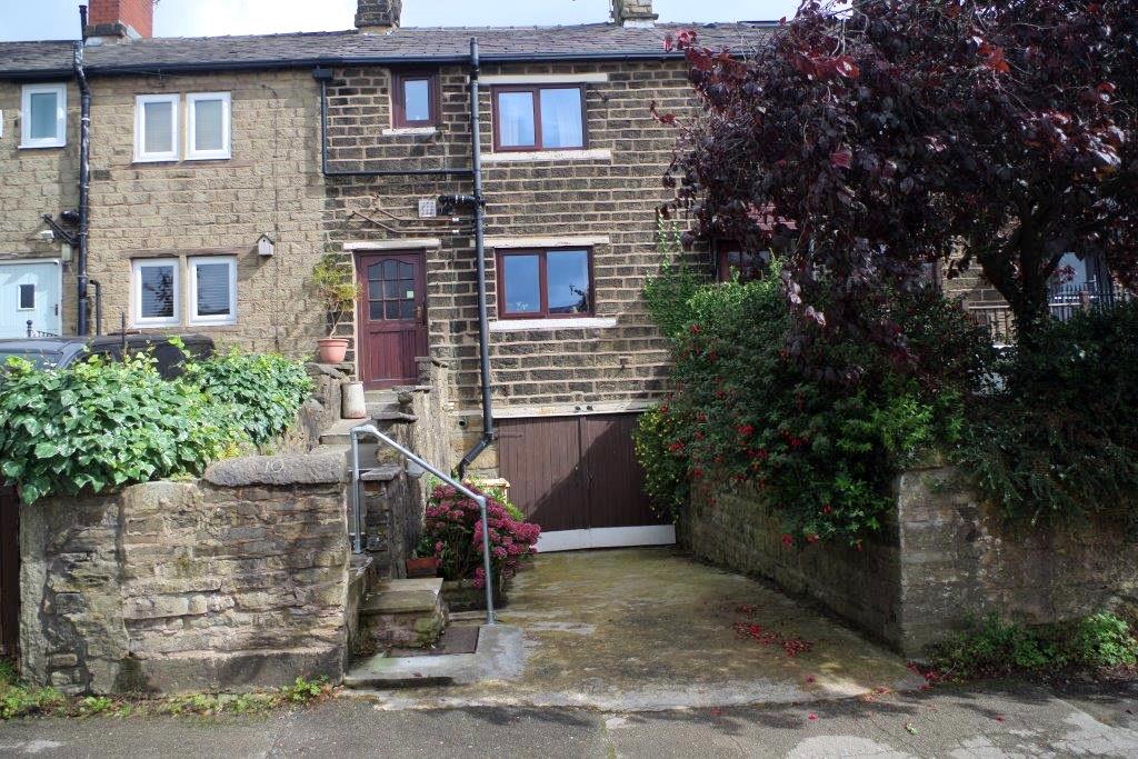 Property in Duncan Street, Horwich, Bolton, Lancashire, BL6 6BL