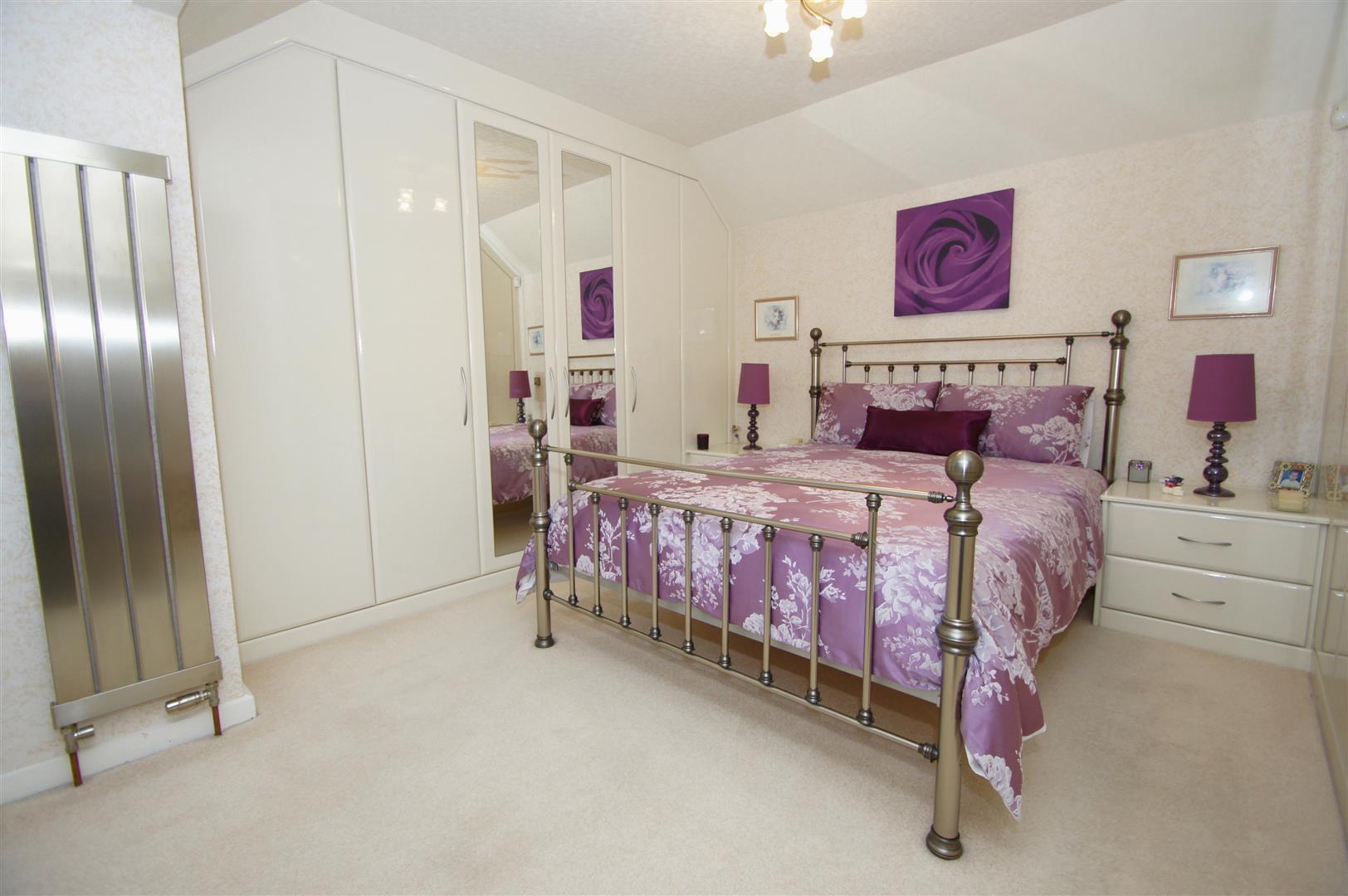 Property in Little Scotland, Blackrod, Bolton, Lancashire, BL6 5LW