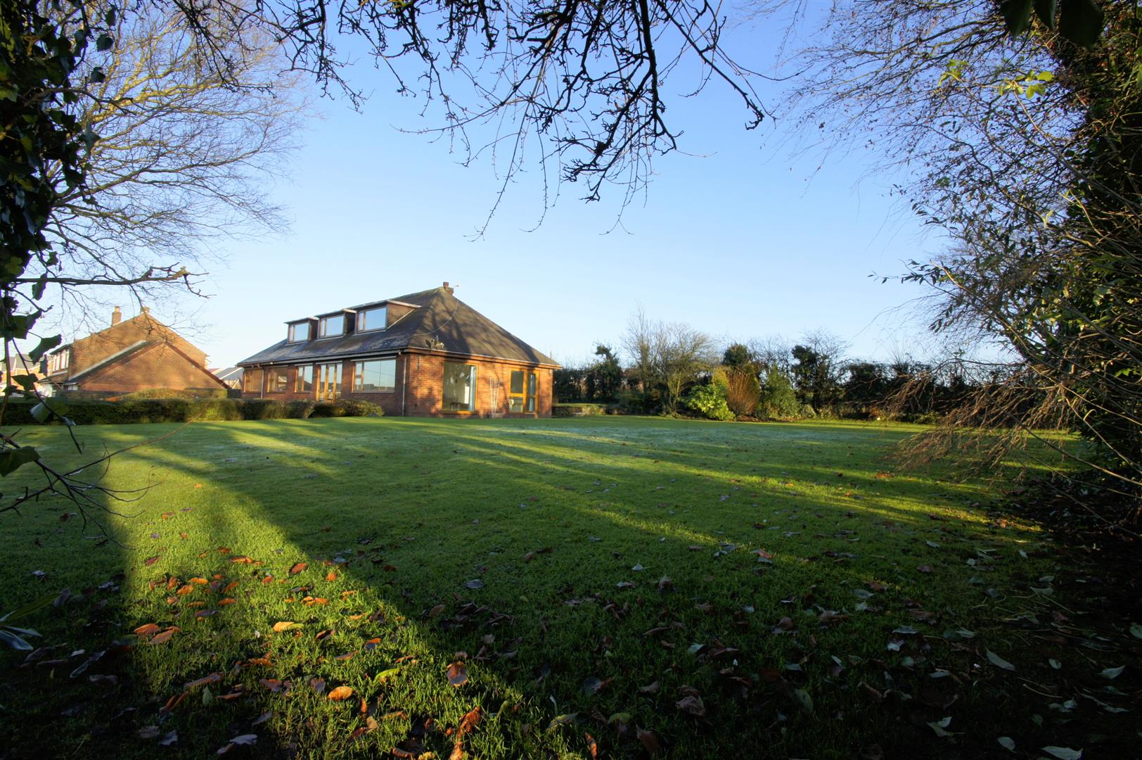 Property in Little Scotland, Blackrod, Bolton, Lancashire, BL6 5LW