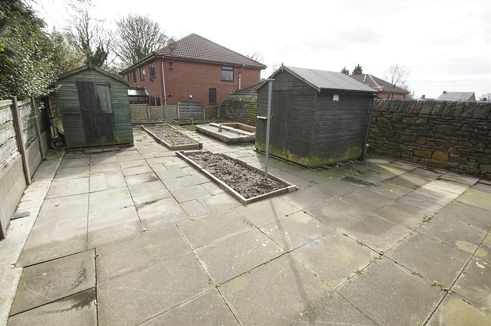 Property in Longworth Road, Horwich, Bolton, Lancashire, BL6 7BL