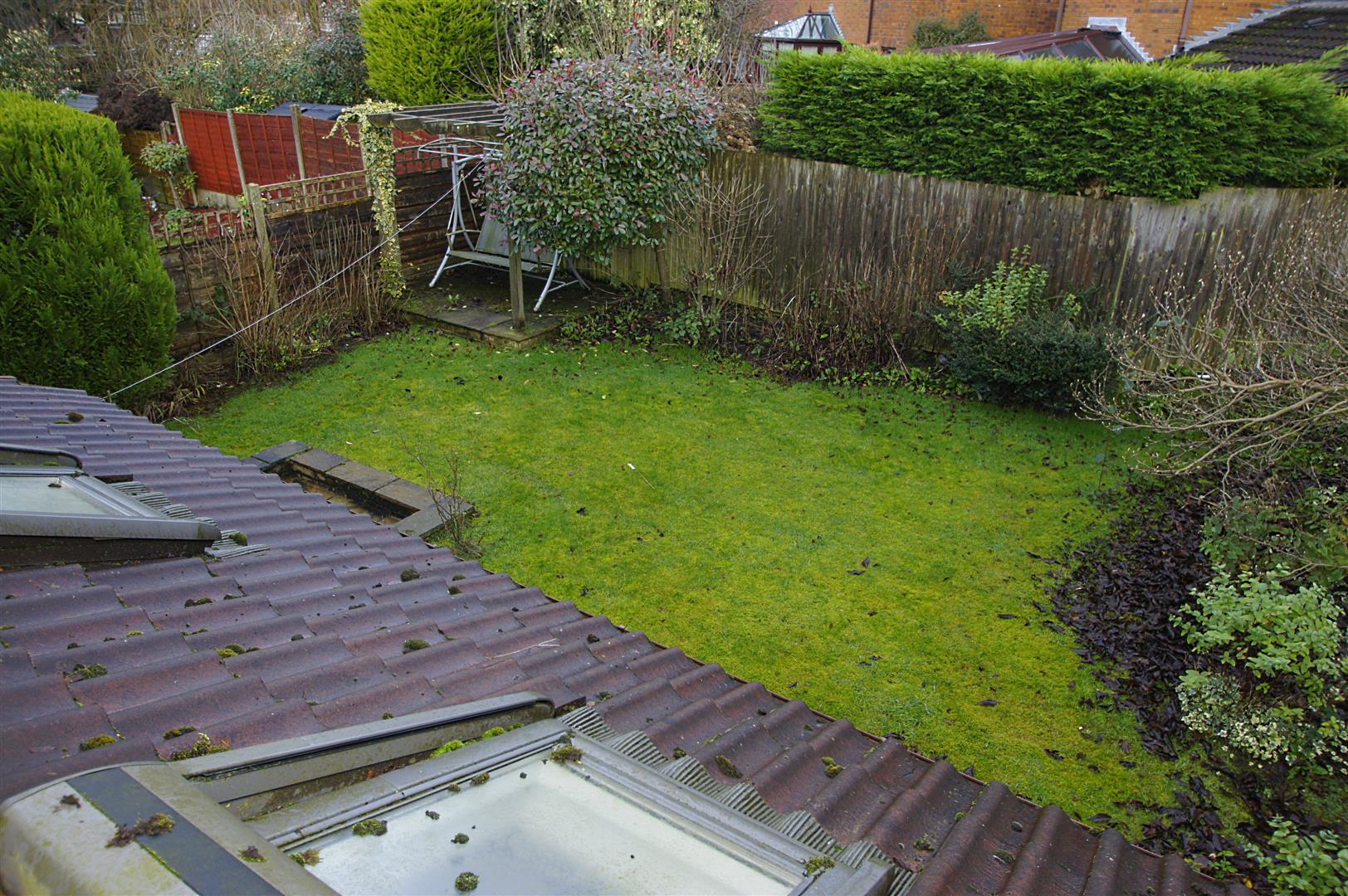 Property in Avonhead Close, Horwich, Bolton, Greater Manchester, BL6 5QD