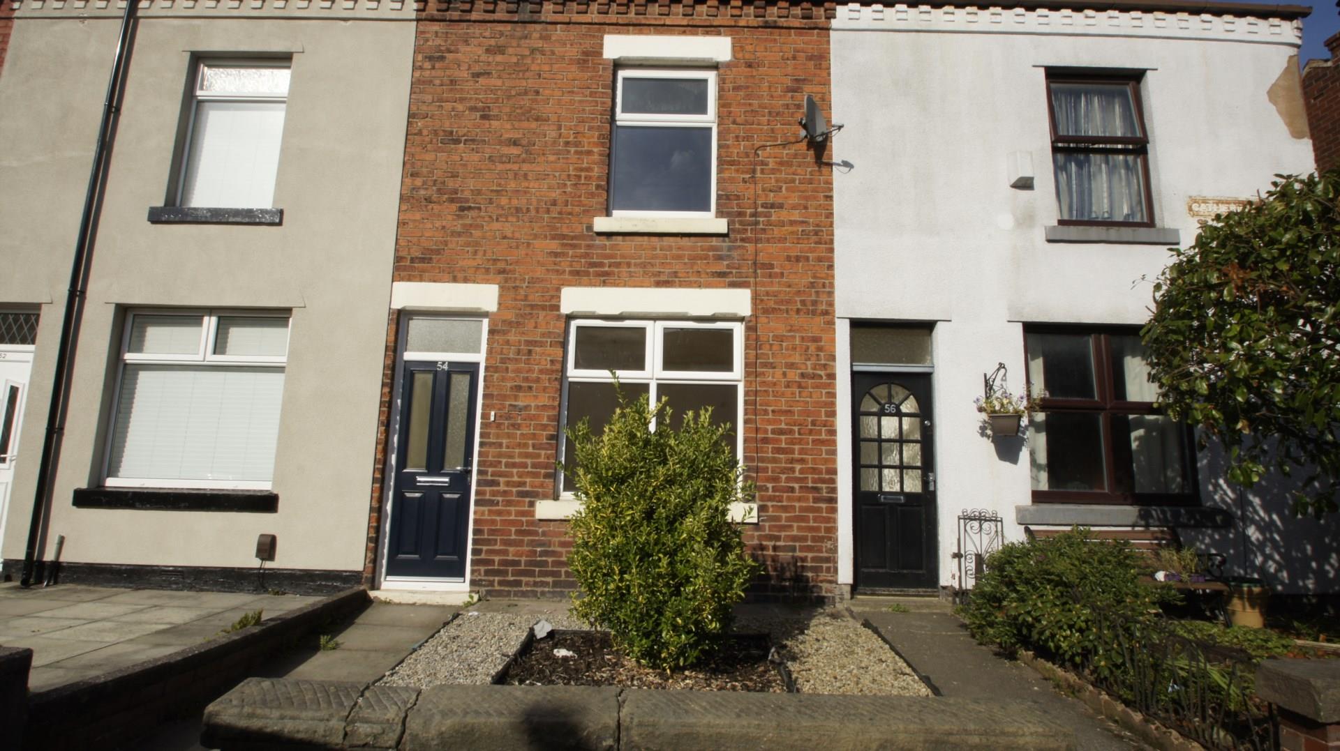 Property in Catherine Street East, Horwich, Bolton, Greater Manchester, BL6 7JZ