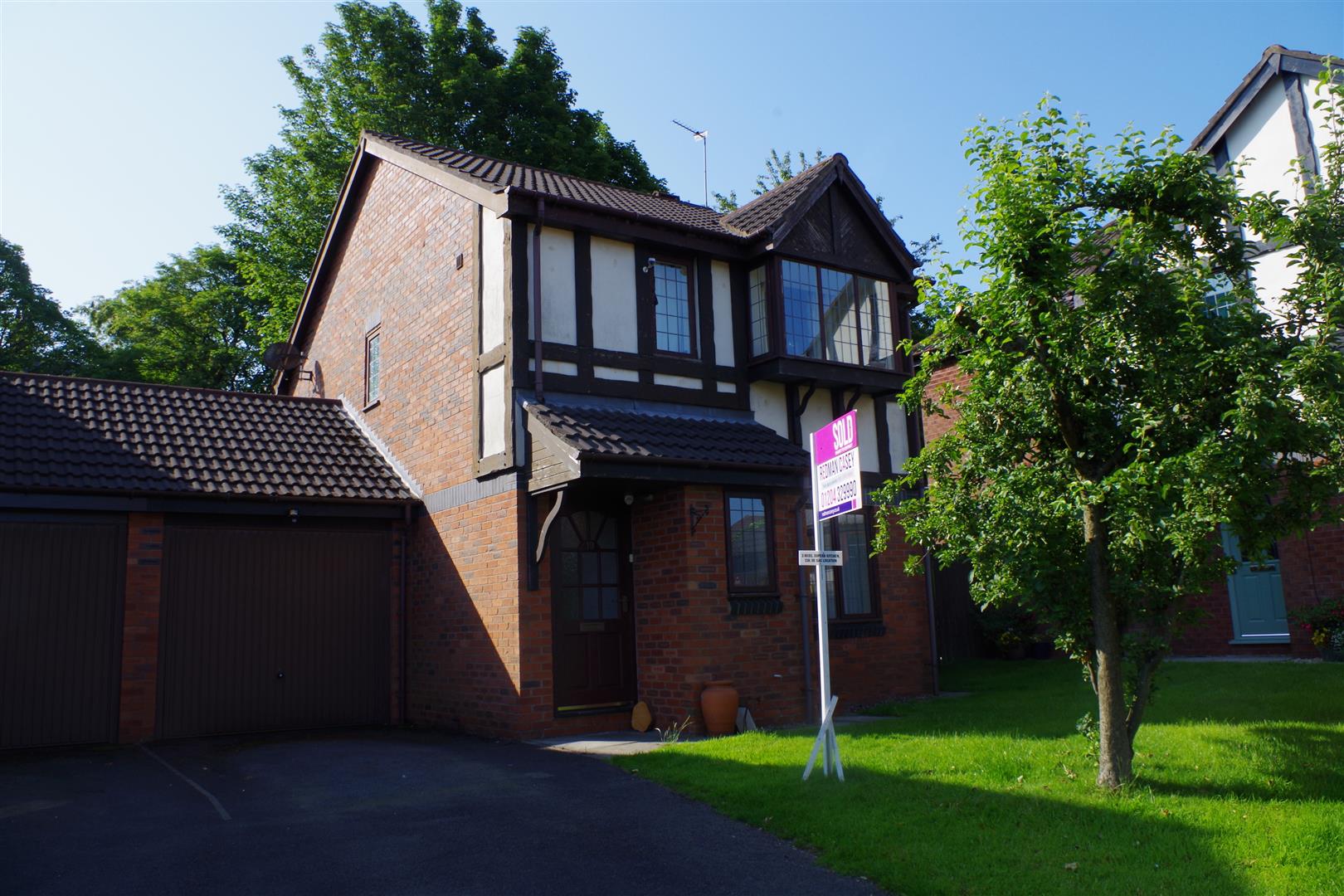 Property in Brooklands, Horwich, Bolton, Lancashire, BL6 5RW