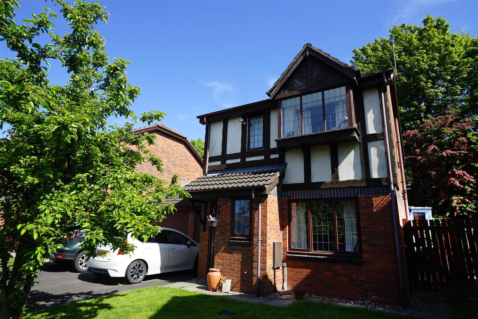 Property in Brooklands, Horwich, Bolton, Lancashire, BL6 5RW