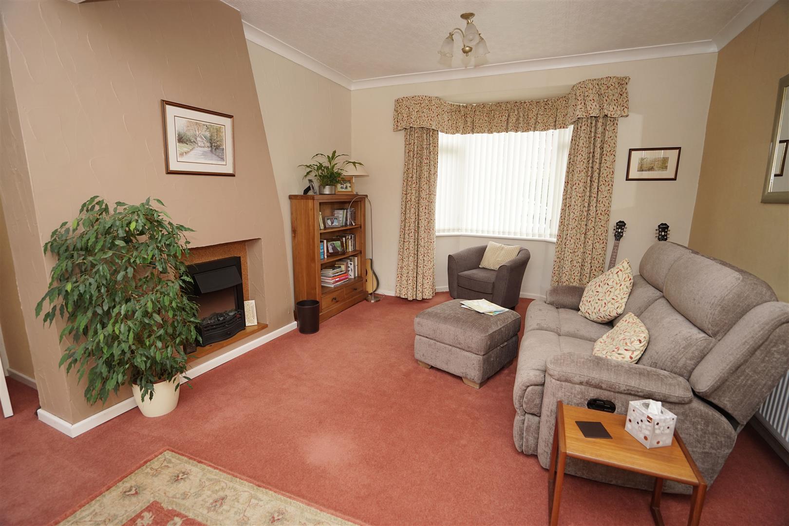 Property in Ansdell Road, Horwich, Bolton, Lancashire, BL6 7HJ