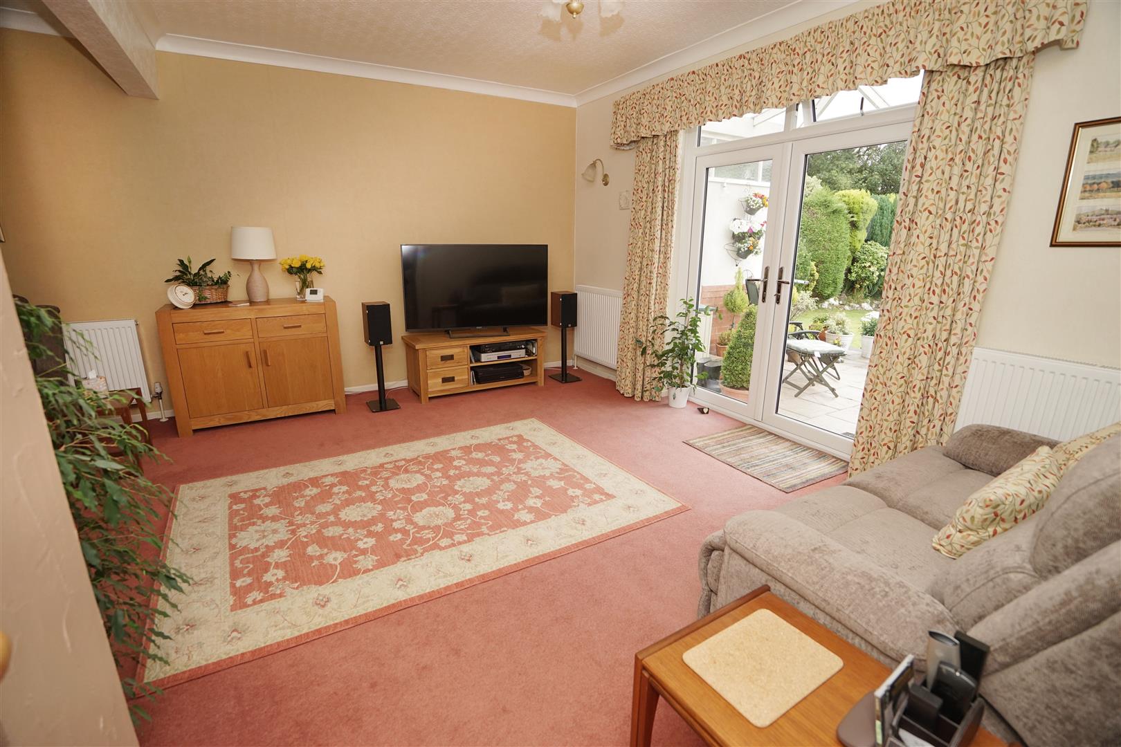Property in Ansdell Road, Horwich, Bolton, Lancashire, BL6 7HJ