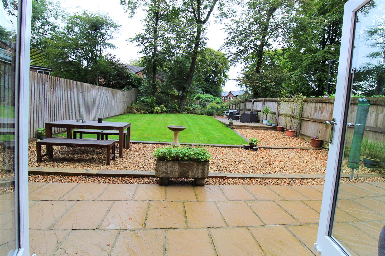 Property in Clevelands Drive, Heaton, Bolton, Lancashire, BL1 5GJ